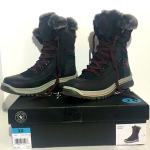Women's Santana black and red winter boots size 10